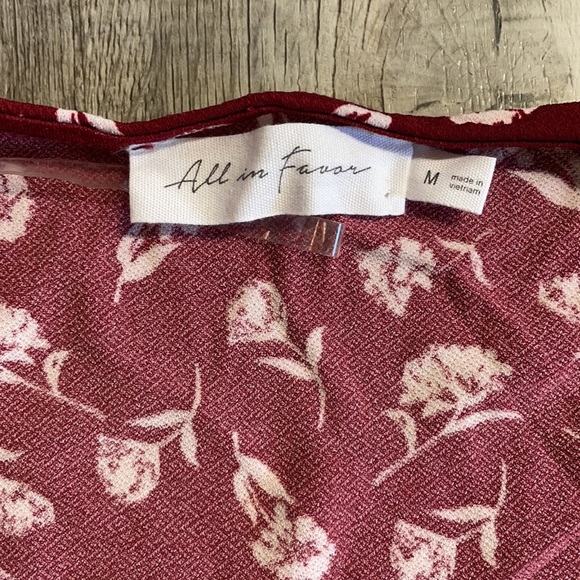 Floral Top - Picture 2 of 2